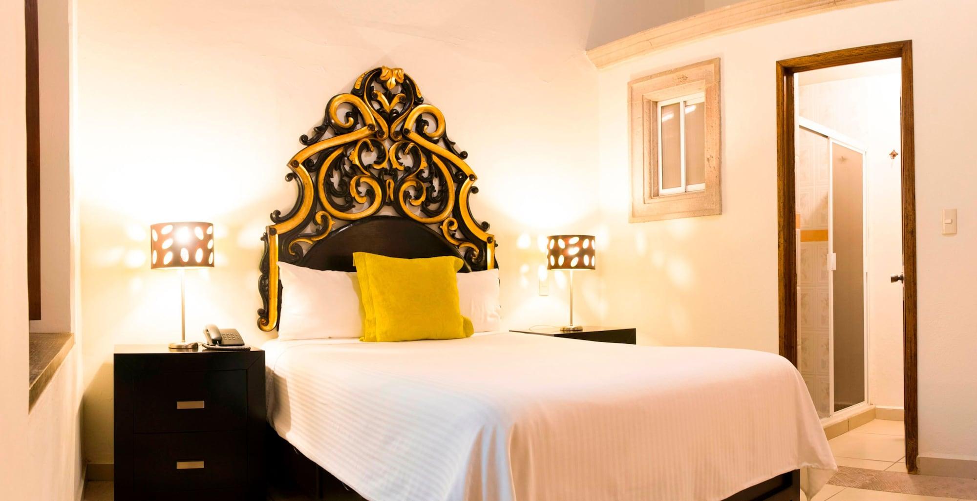 Hotel Expres By Hosting House Morelia Extérieur photo