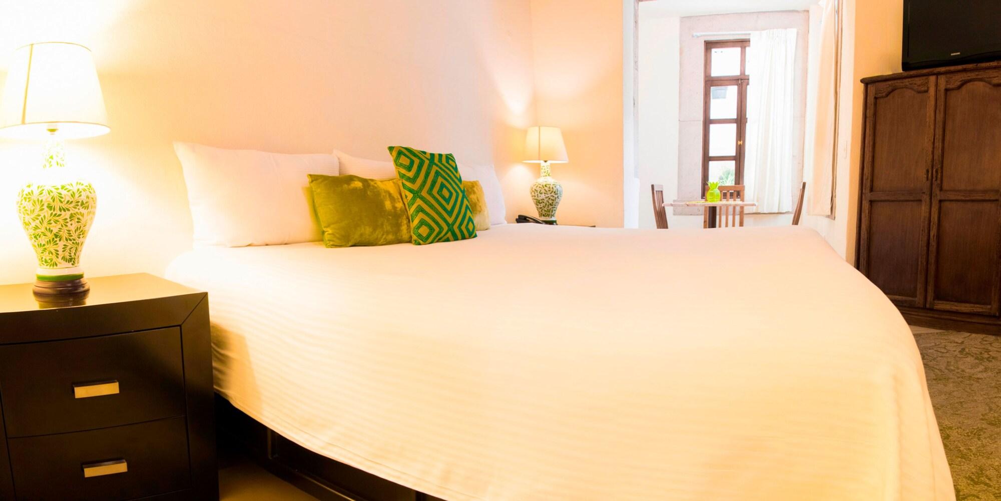 Hotel Expres By Hosting House Morelia Extérieur photo