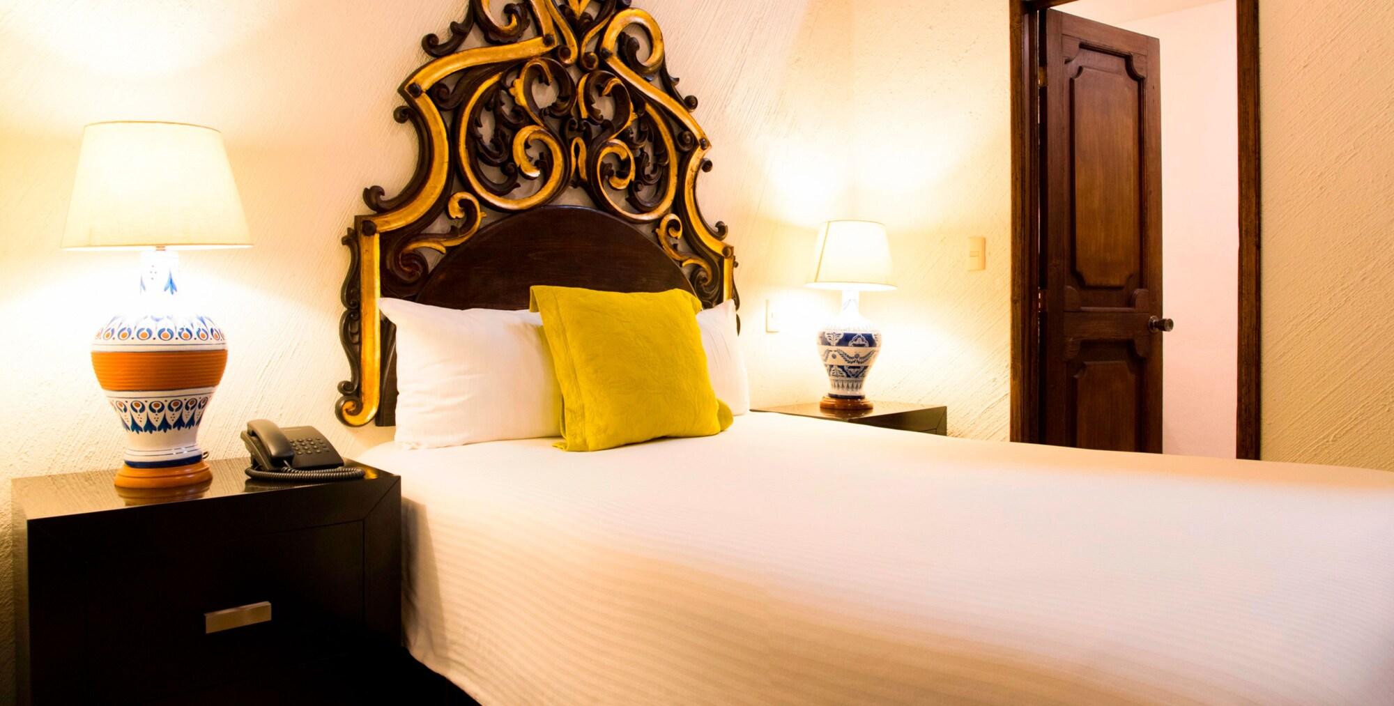 Hotel Expres By Hosting House Morelia Extérieur photo