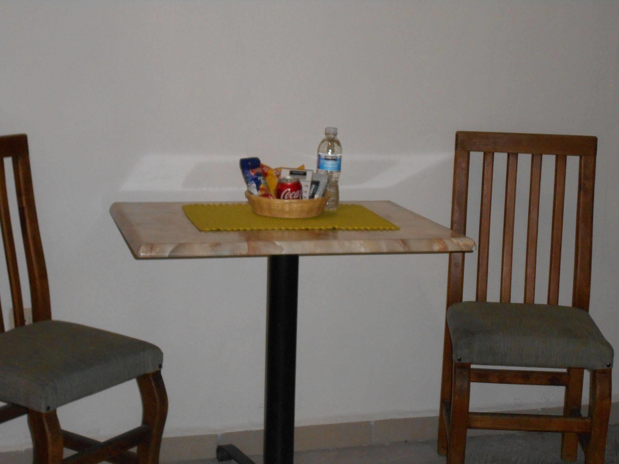 Hotel Expres By Hosting House Morelia Extérieur photo